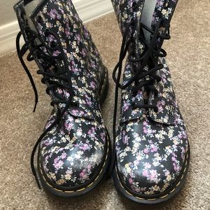 Flower Dr. Martens